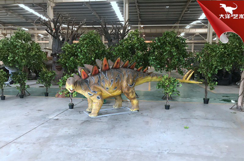 仿真恐龙-华阳龙
