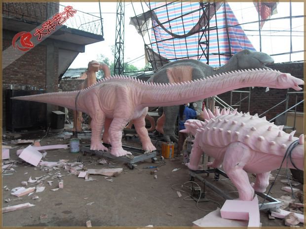 仿真恐龙造作现场-造作现场