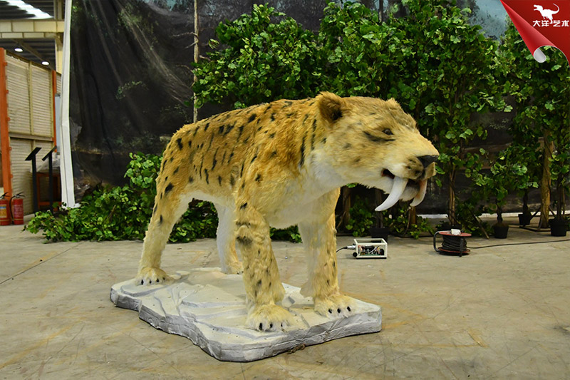 剑齿虎，仿真动物模型