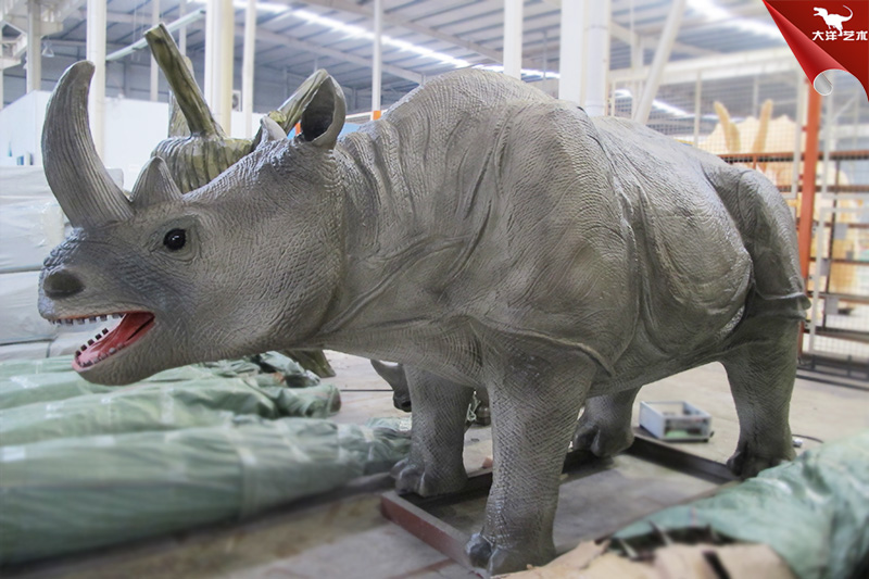 仿真犀牛，大型仿真动物模型