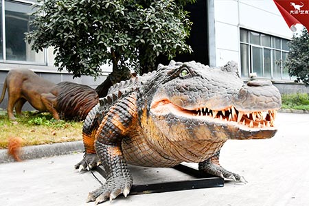 仿真鳄鱼，仿真动物造作