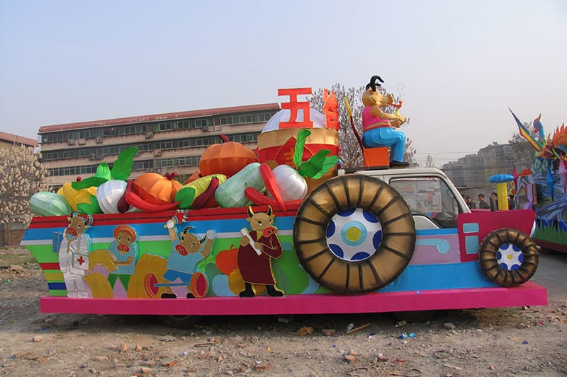 彩车造作价值-花车造作公司